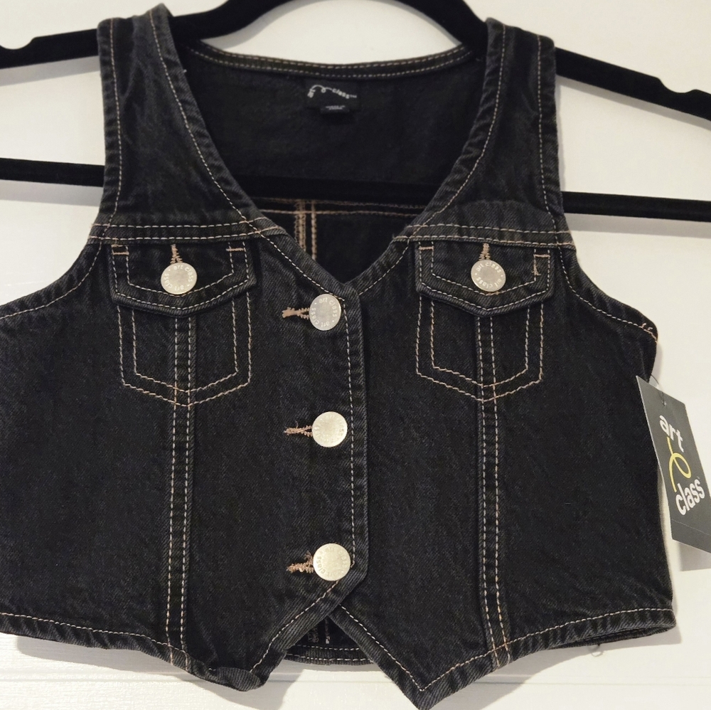 Art Class Charcoal Kids Vest with Button Accents